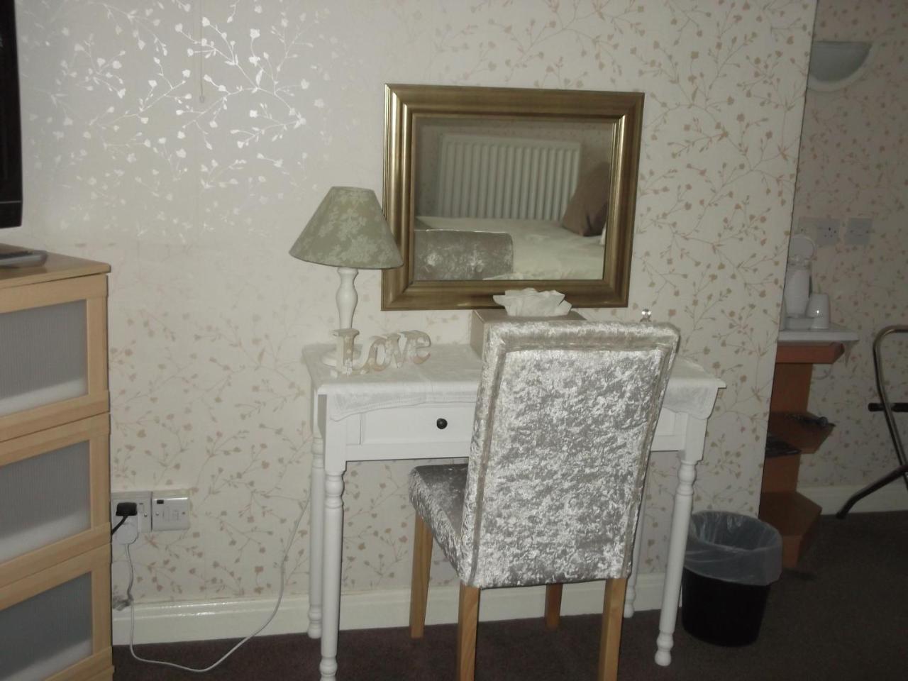 Kirkcroft Guest House グレトナ エクステリア 写真